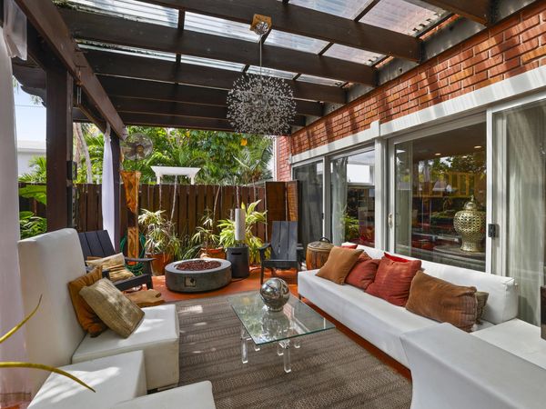 7 Middlesex Drive, Wilton Manors, FL 33305