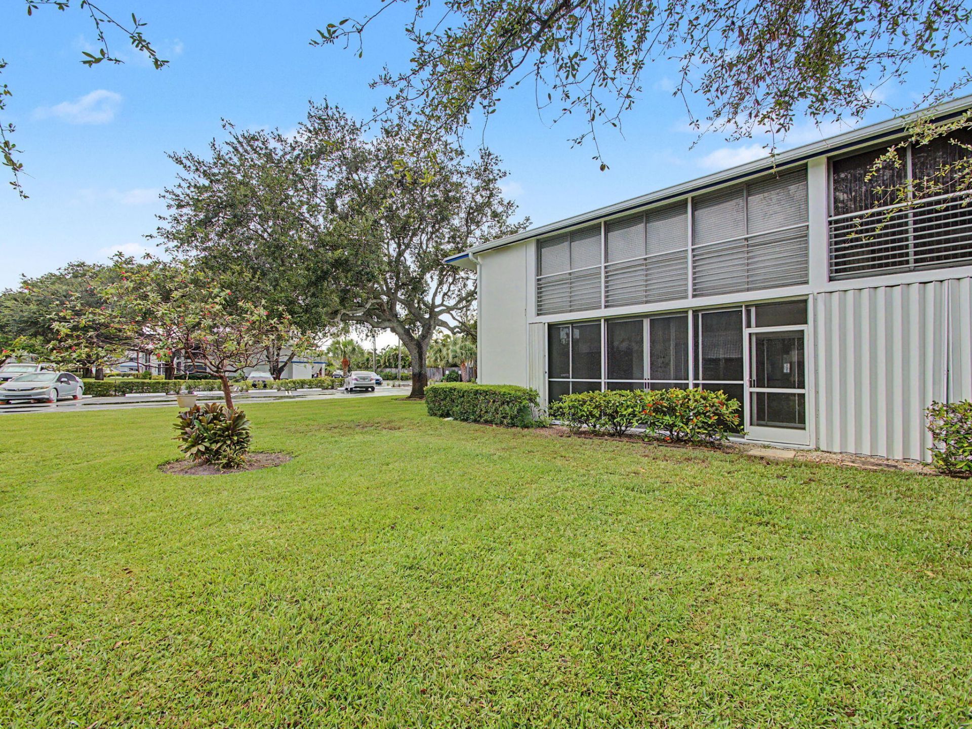 3 Westwood Avenue, Unit 101E, Tequesta, FL 33469 Photo