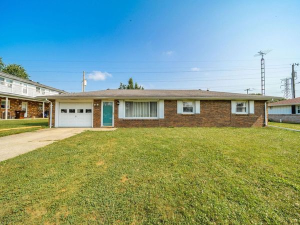 512 E County Road 300 South, New Castle, IN 47362