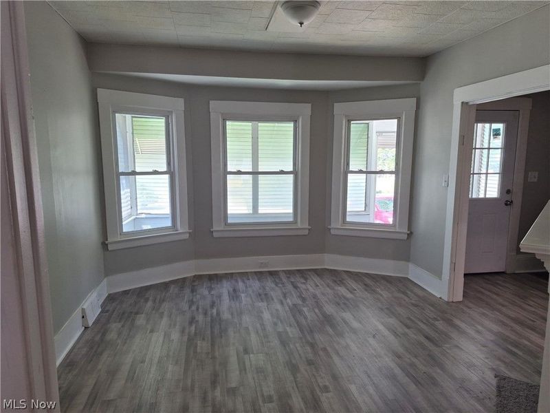 2095 W 103rd Street , Cleveland, OH 44102 Photo 3