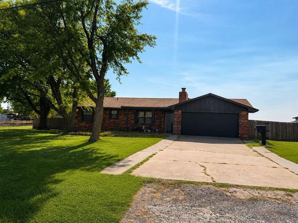 2450 State Highway 92 , Chickasha, OK 73018