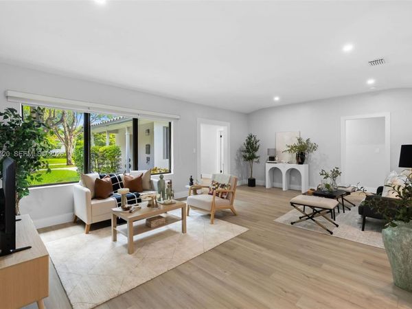 9350 NE 9th Place, Miami Shores, FL 33138