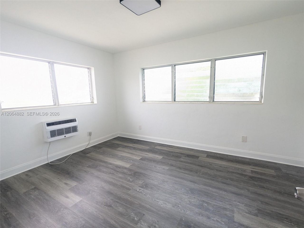 7805 Crespi Blvd , Unit 4, Miami Beach, FL 33141 Photo