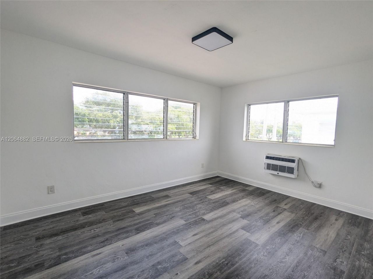 7805 Crespi Blvd , Unit 4, Miami Beach, FL 33141 Photo