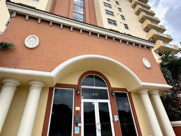 215 SW 42nd Ave , Unit 401, Miami, FL 33134