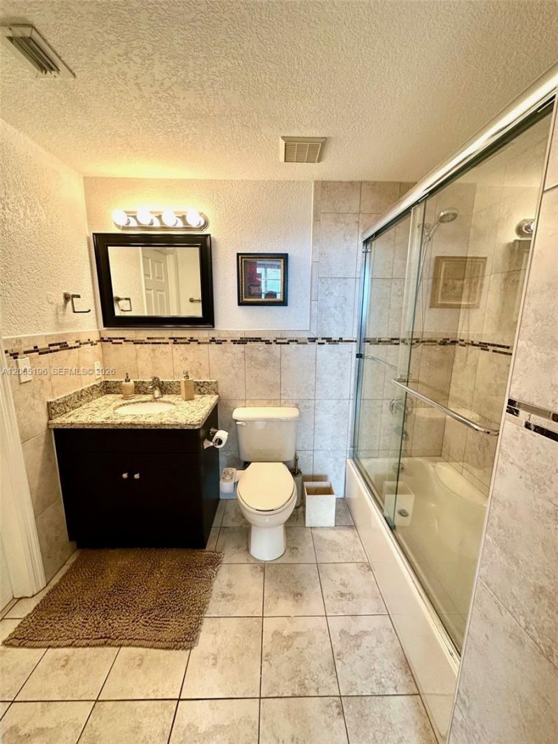 215 SW 42nd Ave , Unit 401, Miami, FL 33134 Photo