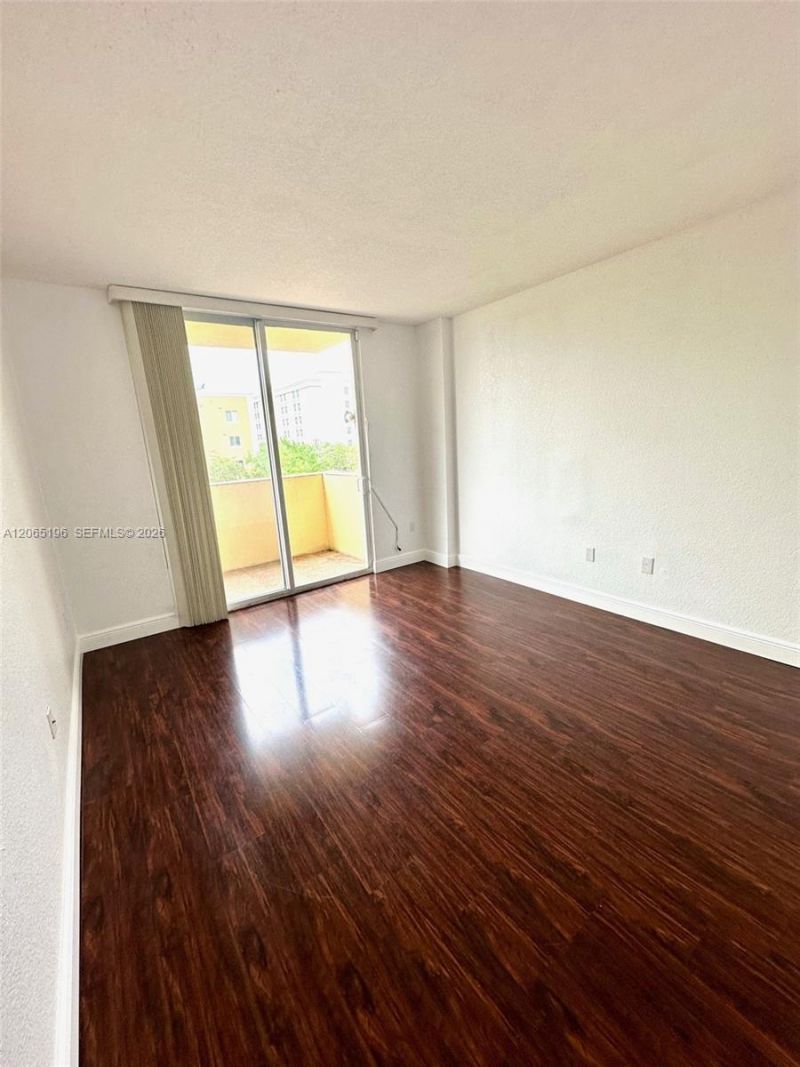 215 SW 42nd Ave , Unit 401, Miami, FL 33134 Photo