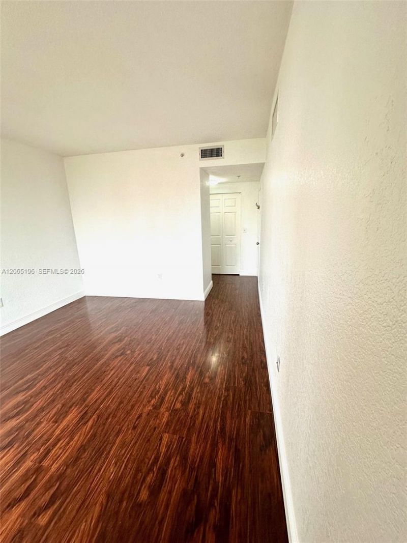 215 SW 42nd Ave , Unit 401, Miami, FL 33134 Photo