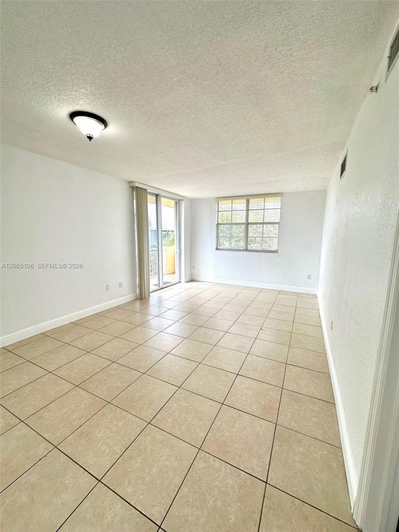 215 SW 42nd Ave , Unit 401, Miami, FL 33134 Photo