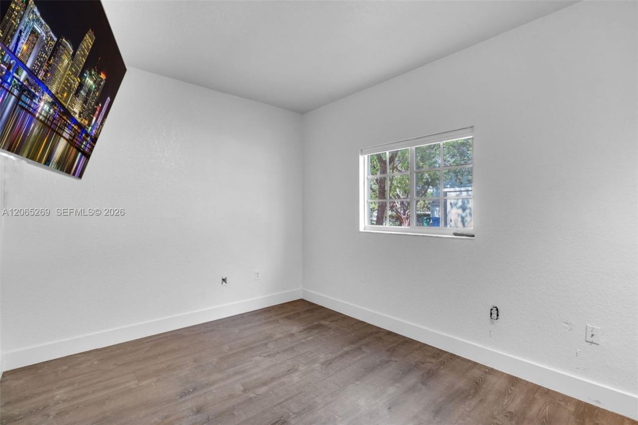 1975 NW 3rd Ct , Unit 39, Miami, FL 33136 Photo