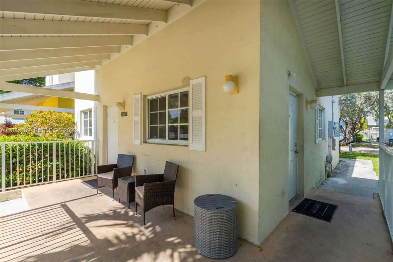 1975 NW 3rd Ct , Unit 39, Miami, FL 33136 Photo