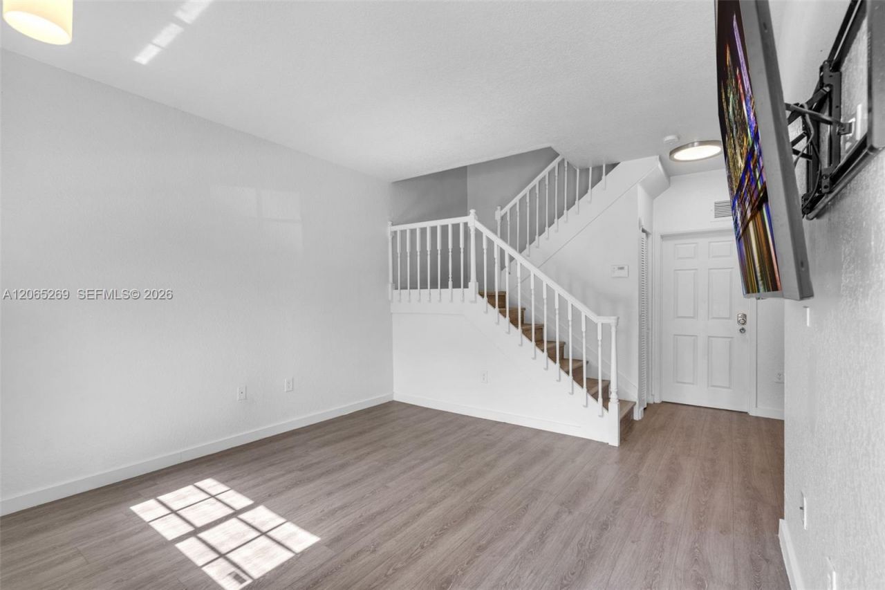 1975 NW 3rd Ct , Unit 39, Miami, FL 33136 Photo