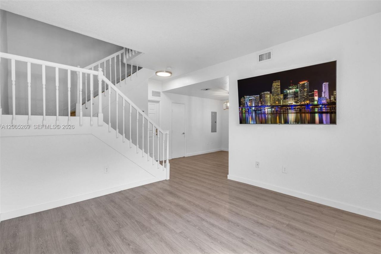 1975 NW 3rd Ct , Unit 39, Miami, FL 33136 Photo