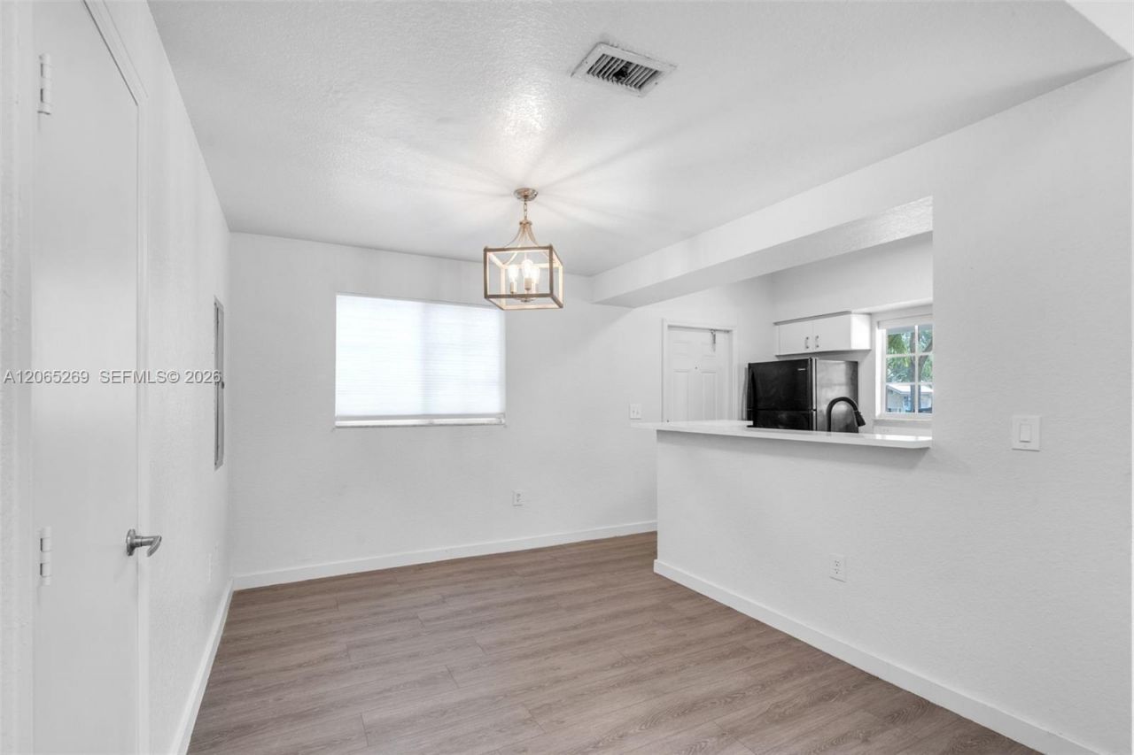 1975 NW 3rd Ct , Unit 39, Miami, FL 33136 Photo