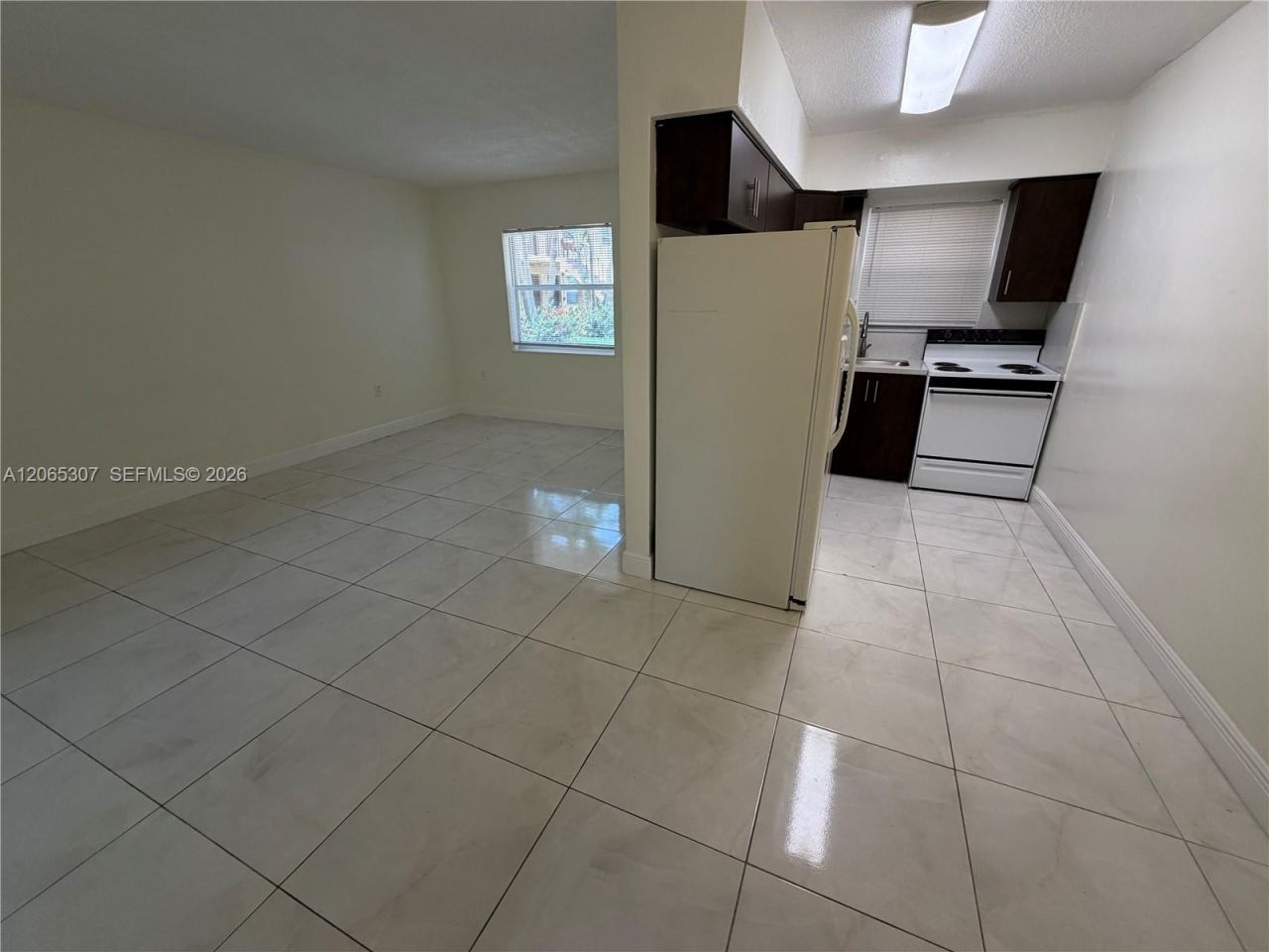 16150 NE 19th Ct , Unit 2, North Miami Beach, FL 33162 Photo