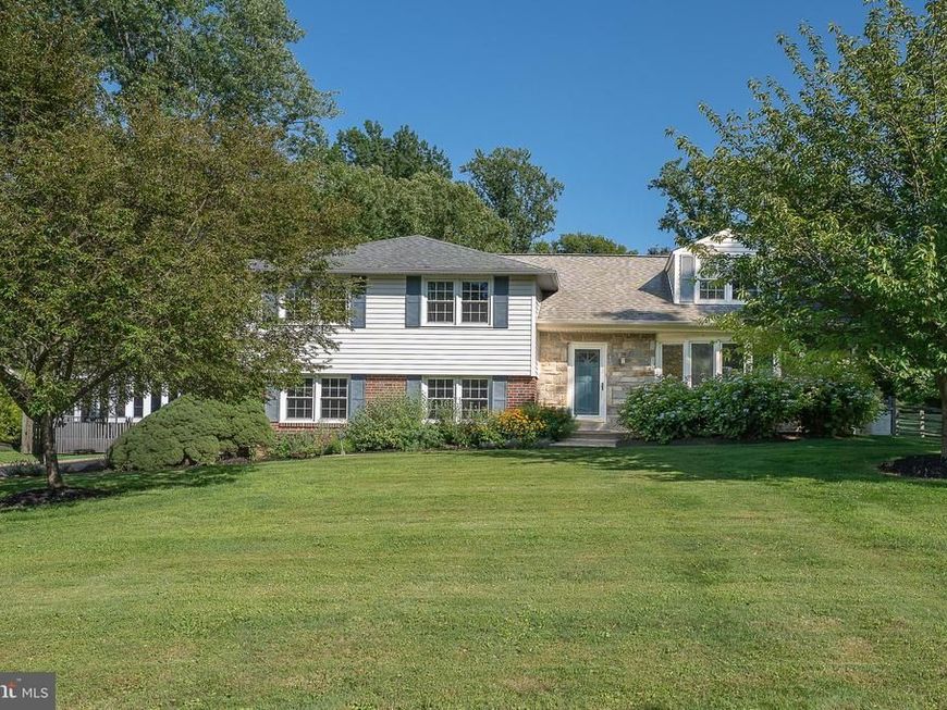 37 Meadows Lane , Haverford, PA 19041 Main Photo