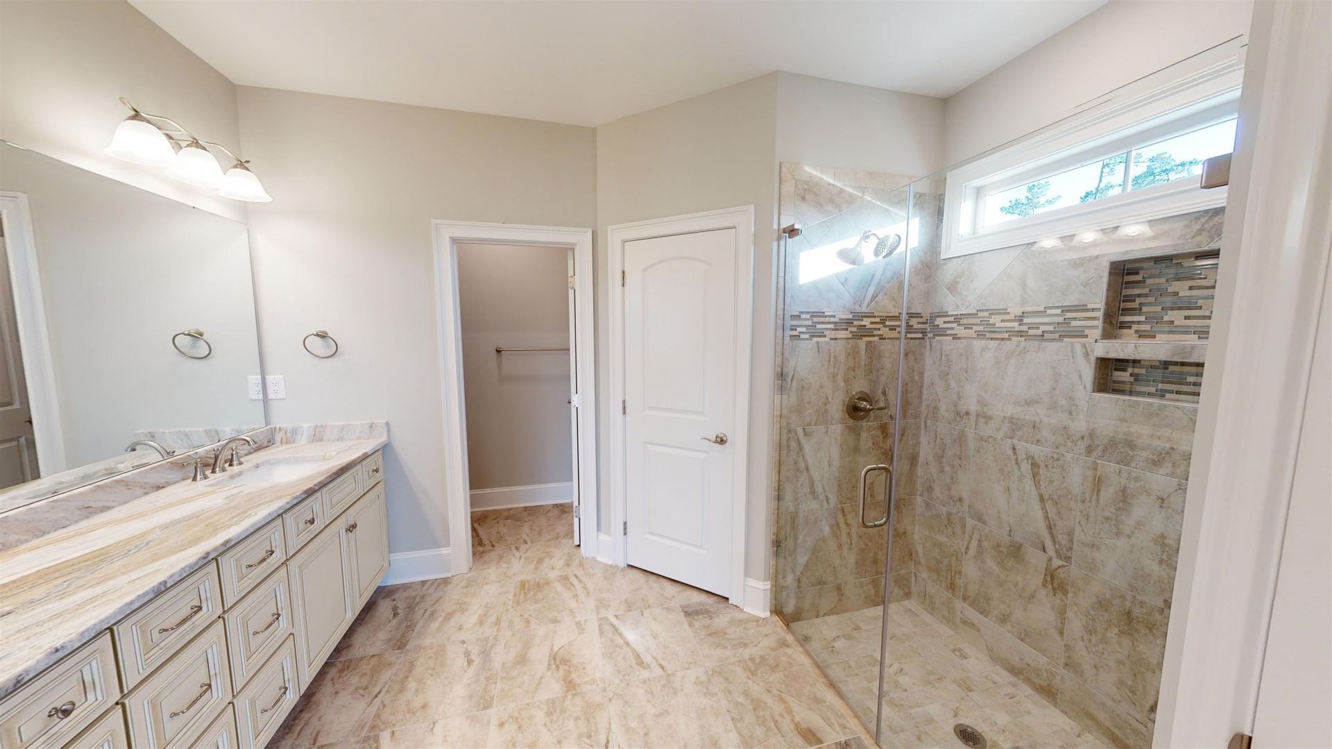 434 Pompano Court Photo 8