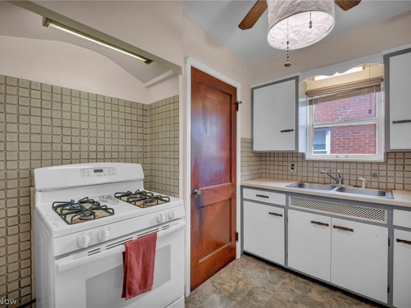 4215 W 143rd, Cleveland, OH 44135 Photo 11
