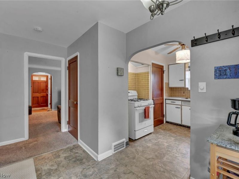 4215 W 143rd, Cleveland, OH 44135 Photo 9