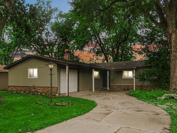 1250 N Glenwood Avenue , Griffith, IN 46319