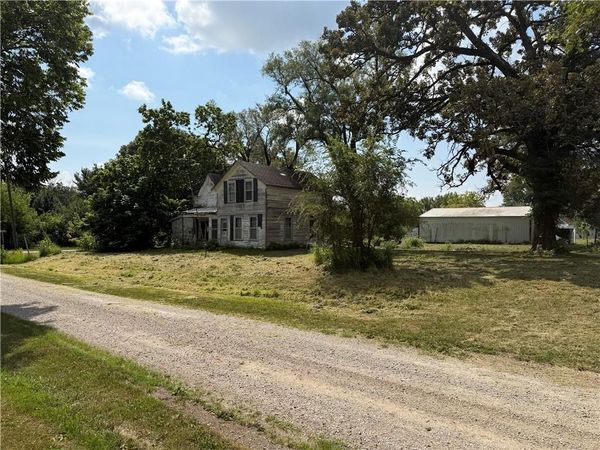590 4th Street, Kidder, MO 64030