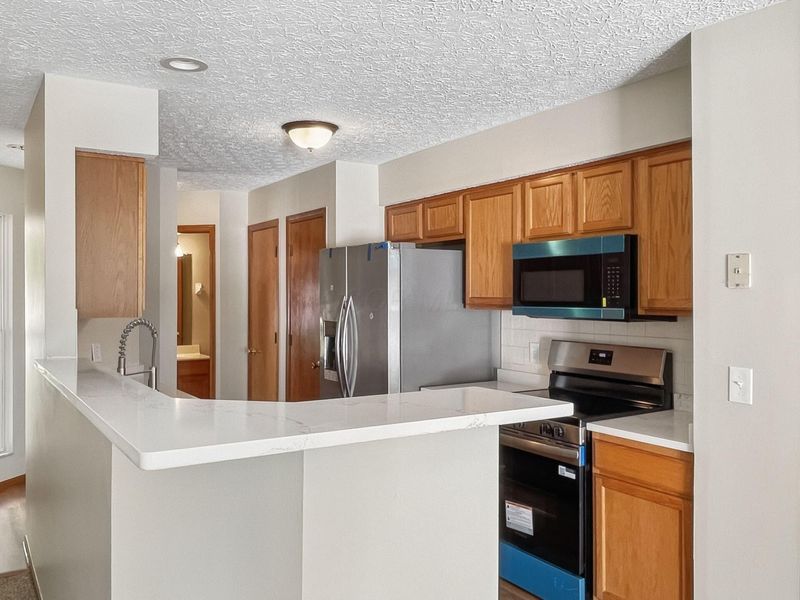 2179 Victoria Park Drive , Columbus, OH 43235 Photo 10