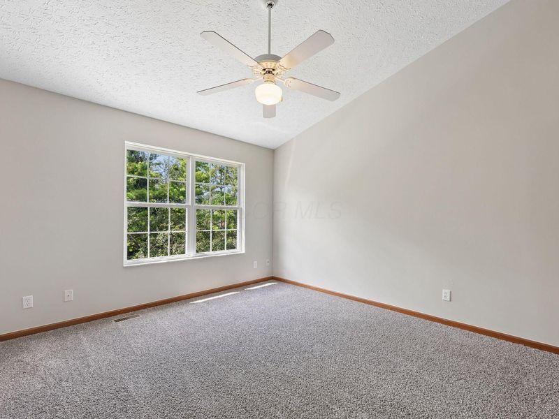 2179 Victoria Park Drive , Columbus, OH 43235 Photo 17