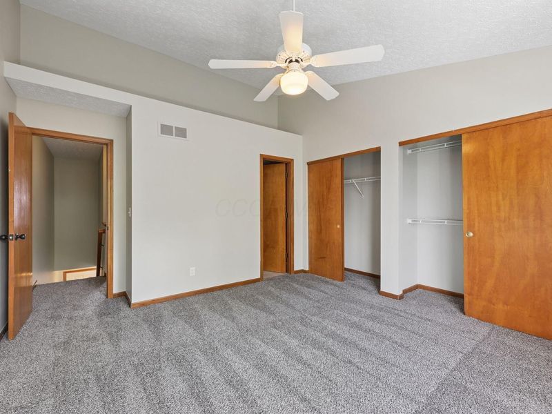 2179 Victoria Park Drive , Columbus, OH 43235 Photo 18