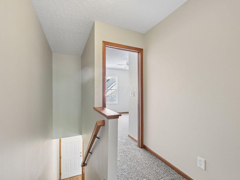2179 Victoria Park Drive , Columbus, OH 43235 Photo 21