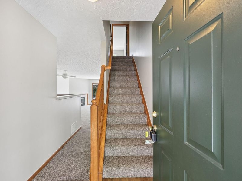 2179 Victoria Park Drive , Columbus, OH 43235 Photo 4