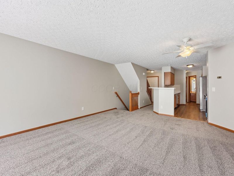 2179 Victoria Park Drive , Columbus, OH 43235 Photo 8