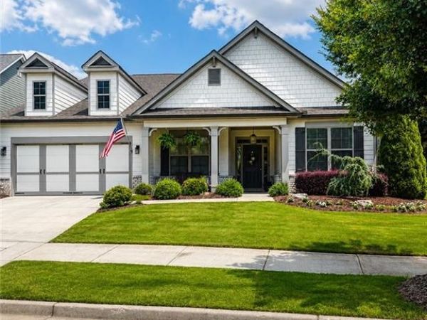 327 Carmichael Circle , Canton, GA 30115