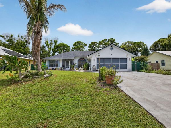 514 NW FERRIS Drive, Port St. Lucie, FL 34983