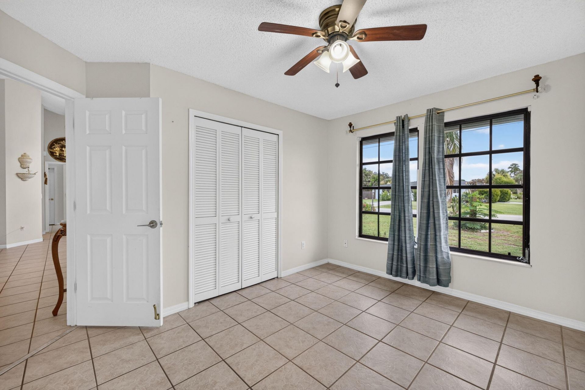 514 NW Ferris Drive, Port Saint Lucie, FL 34983 Photo
