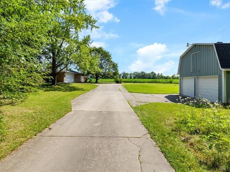 11855 Troy Road, New Carlisle, OH 45344 Photo 46