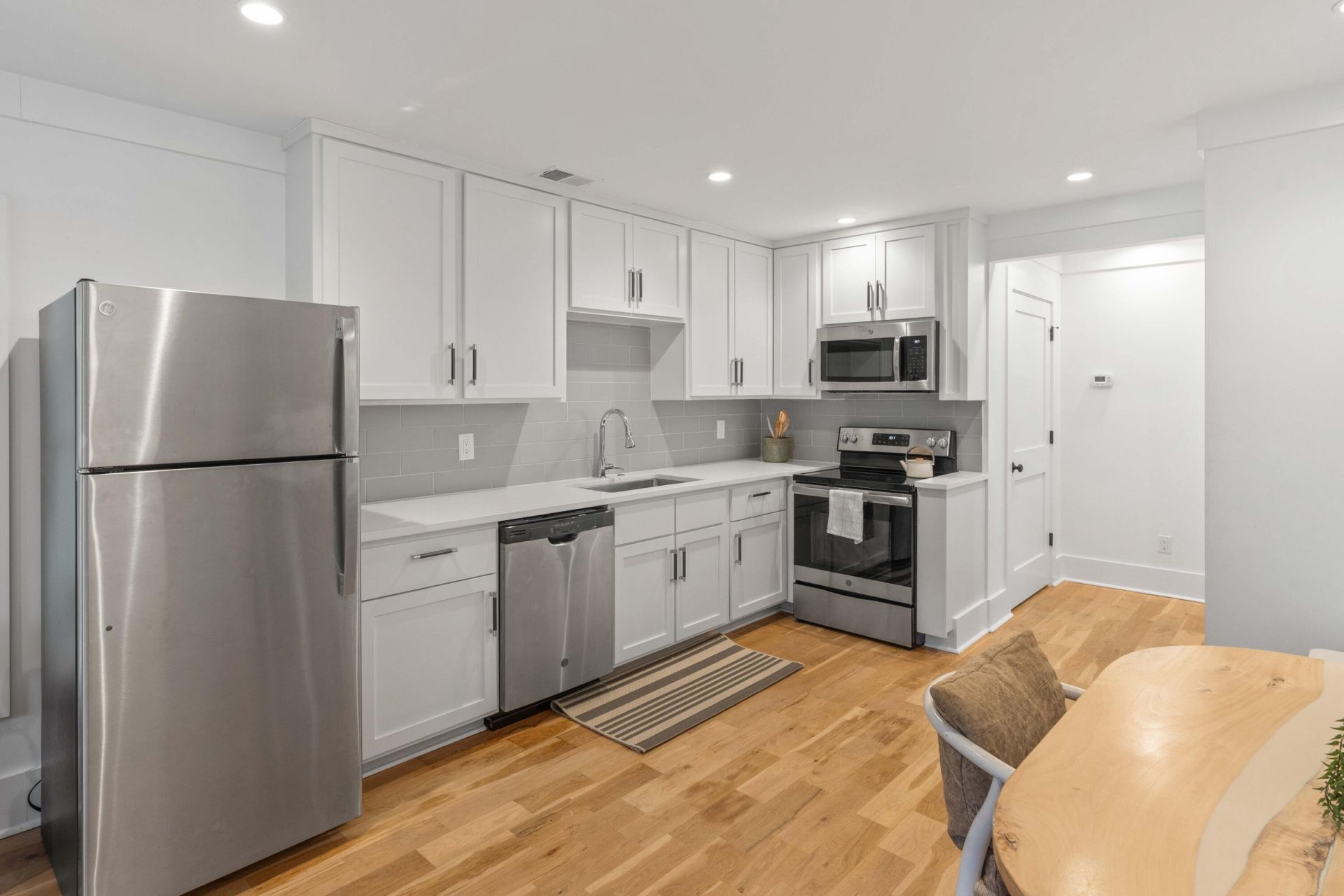 733 Atlantic Street Photo 33