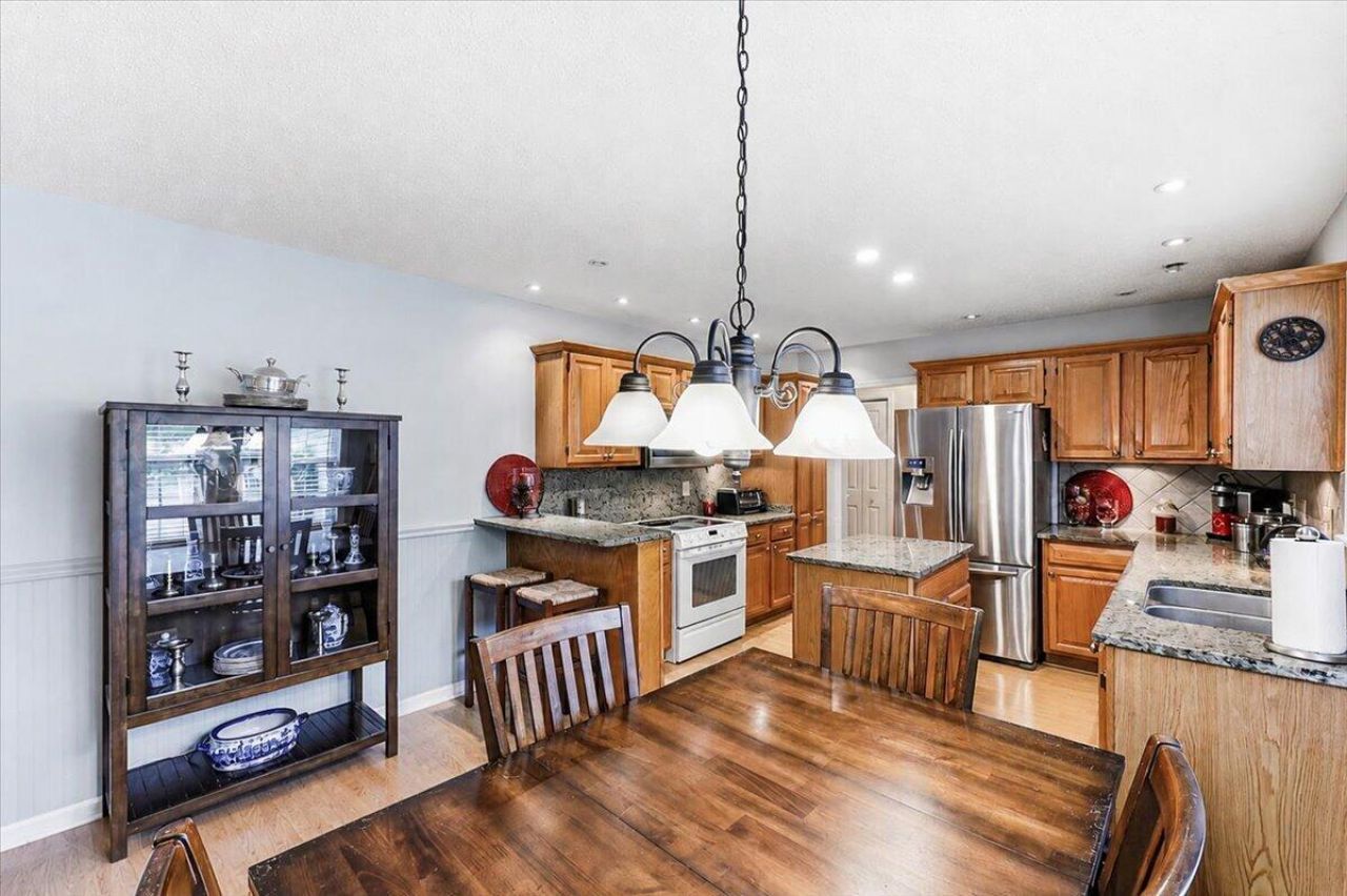 1012 Crooked Stick Court Photo 7