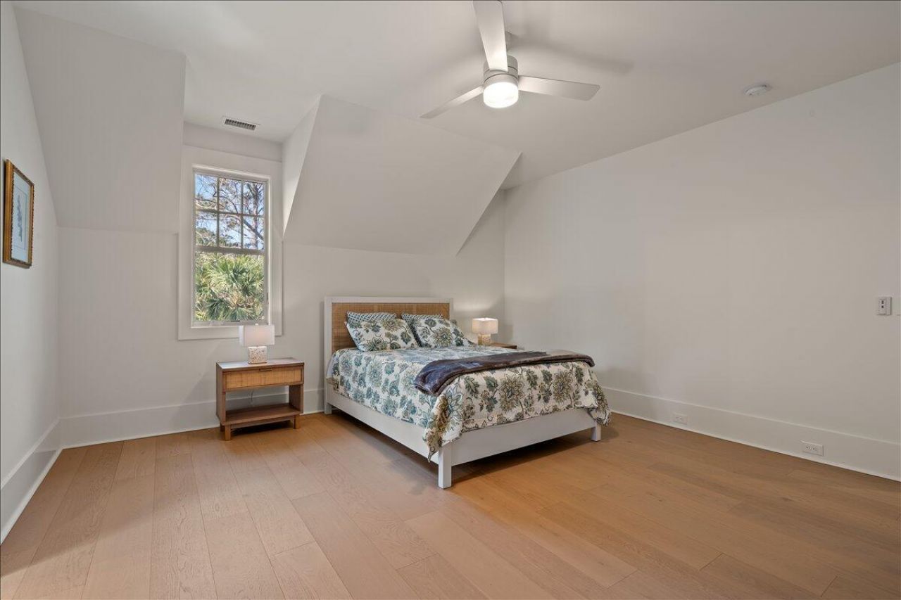 42 Cotton Hall Photo 39