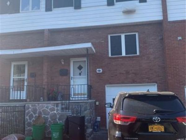 60 Halgren Crescent , Haverstraw, NY 10927