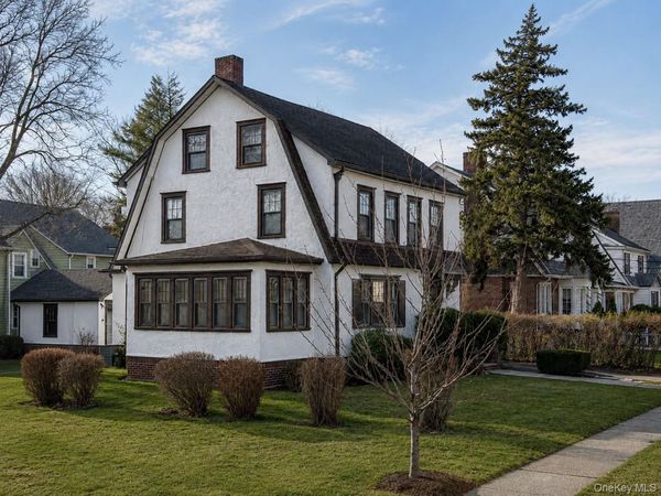 330 E Devonia Avenue , Mount Vernon, NY 10552