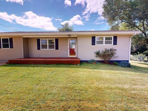 41 David Drive, Milton, WV 25541