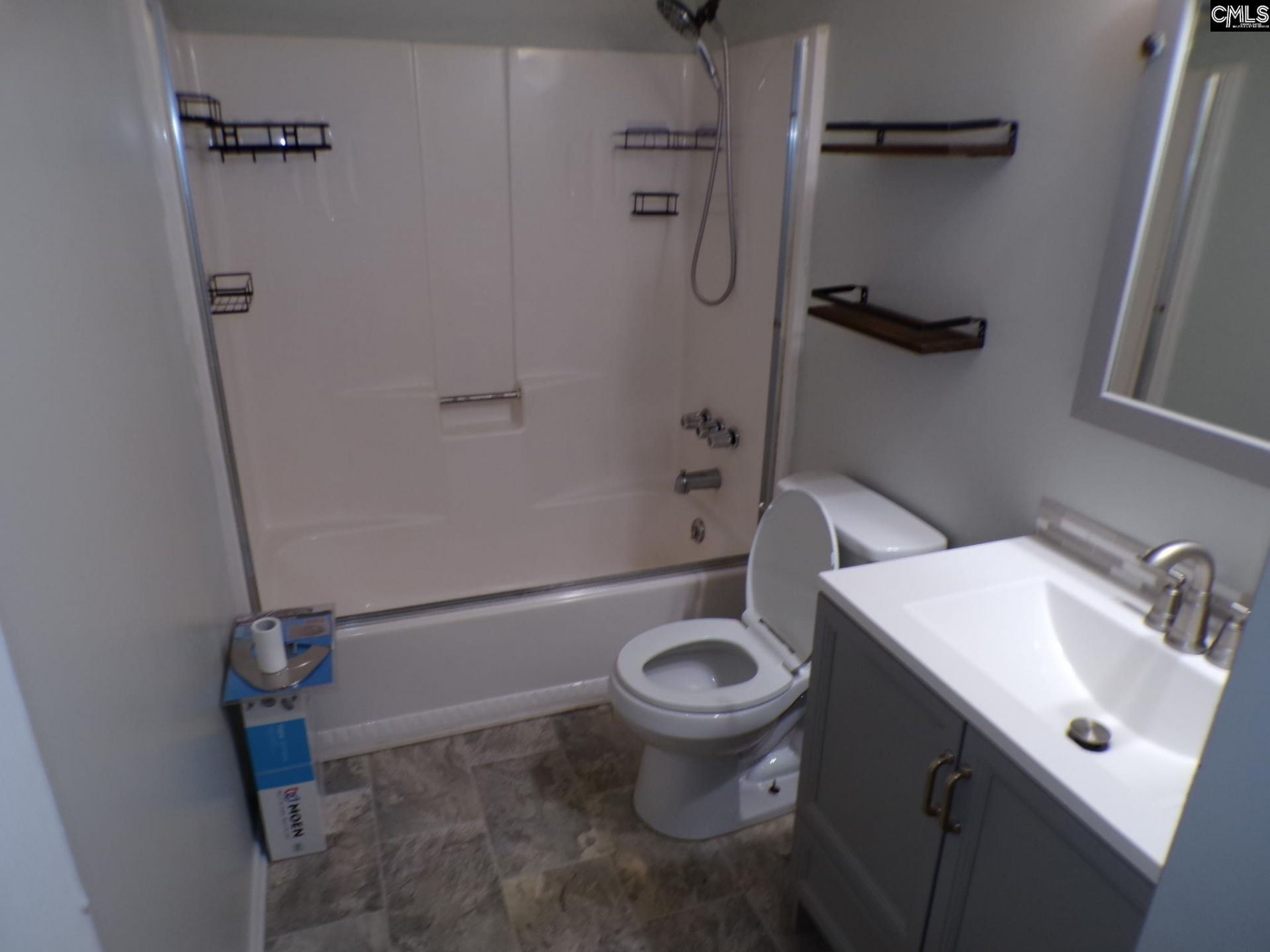 115 Sunset Strip Photo 13