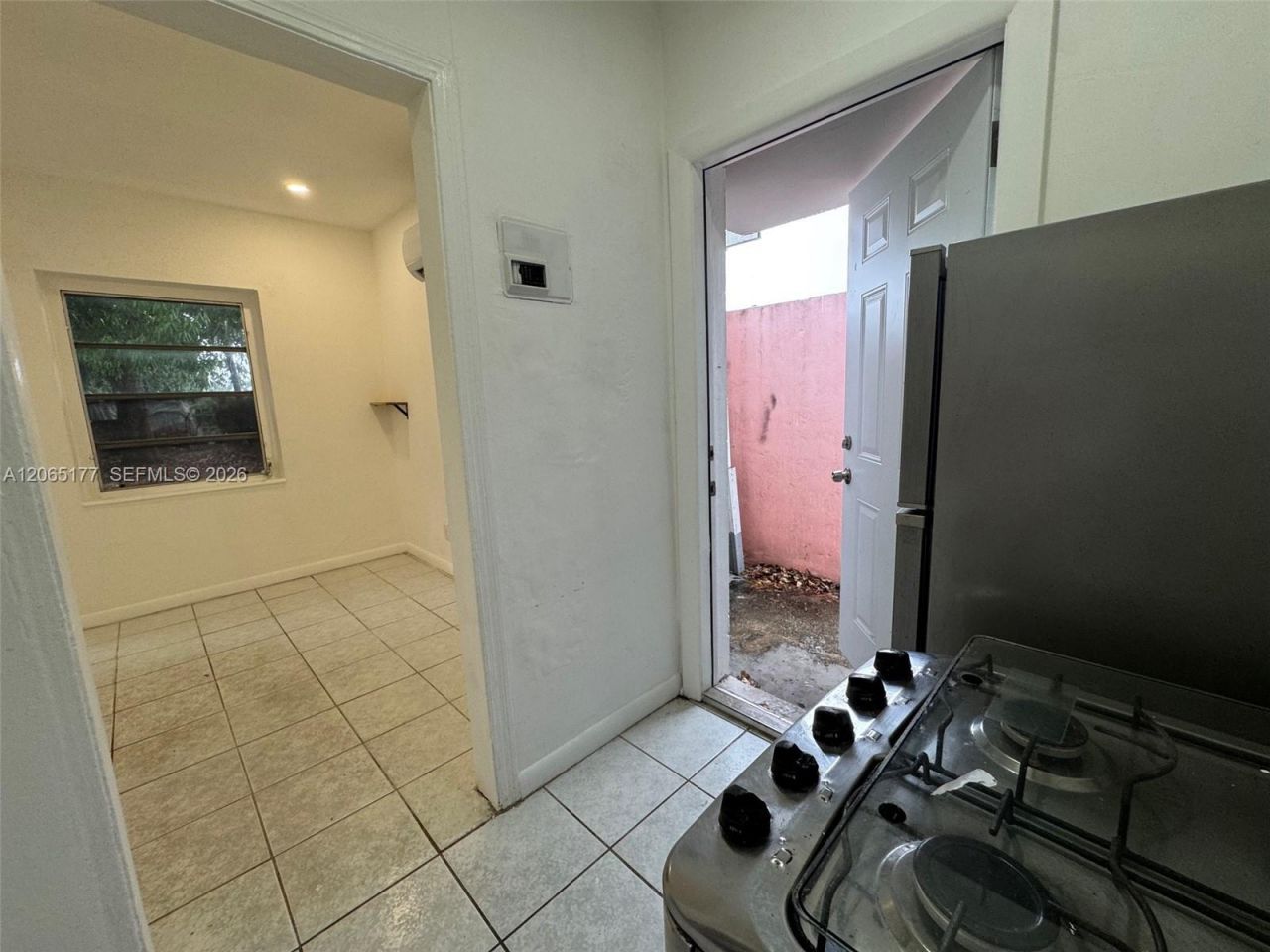 2380 NW Flagler Ter , Unit R, Miami, FL 33125 Photo