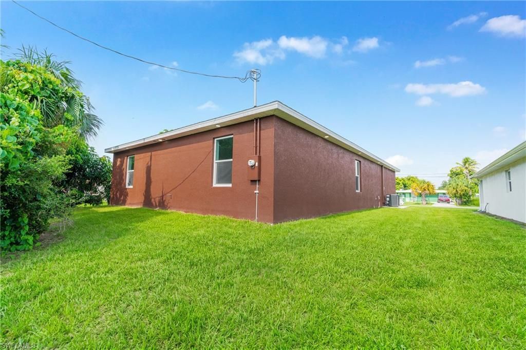 2109 Jaylen Watkins St, Fort Myers, FL 33916 Photo
