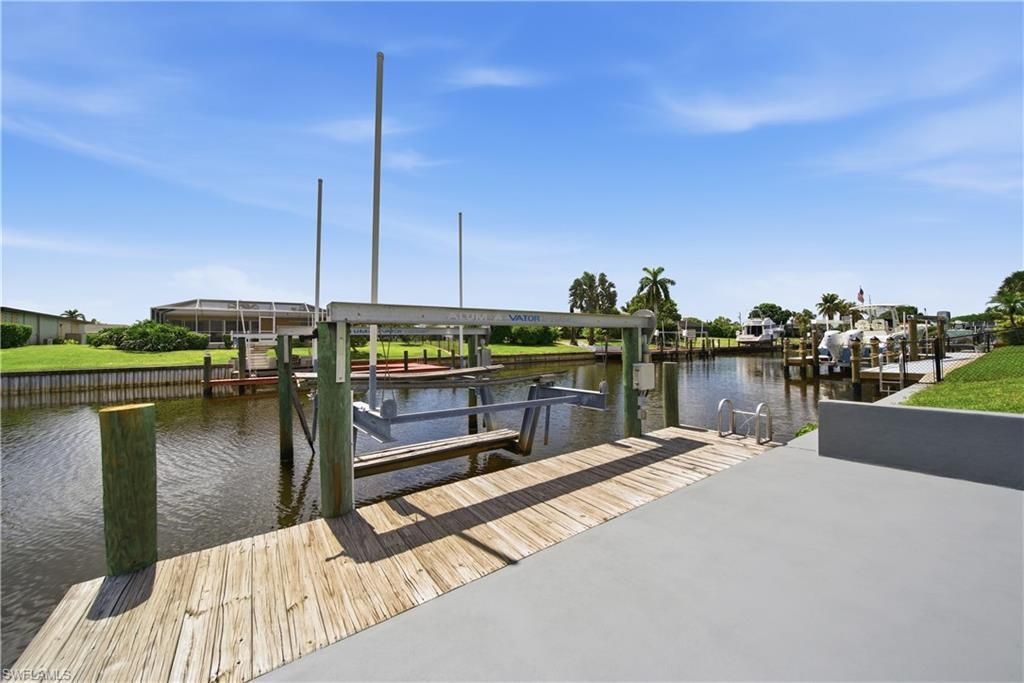 3106 SE 18th Pl, Cape Coral, FL 33904 Photo
