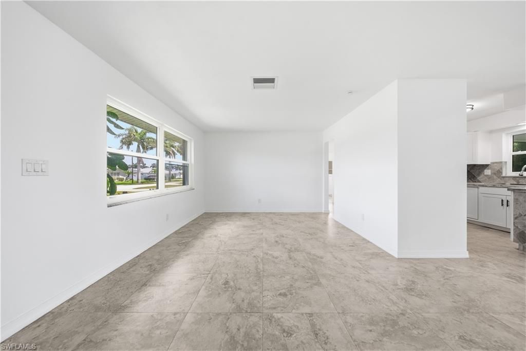 3106 SE 18th Pl, Cape Coral, FL 33904 Photo