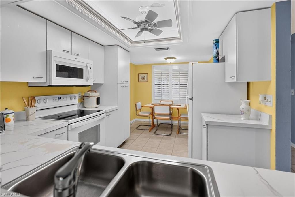 12601 Kelly Sands Way , Unit 422, Fort Myers, FL 33908 Photo