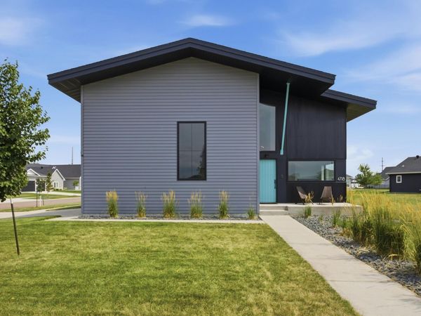 4718 Foxtail Lane S, Fargo, ND 58104
