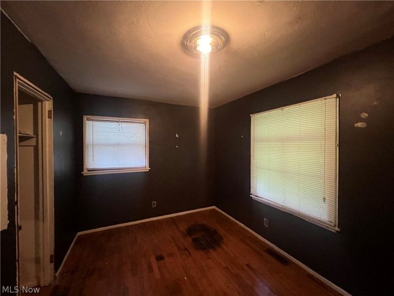 2085 Clermont Avenue NE, Warren, OH 44483 Photo 5