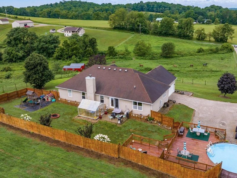 7360 Jones Road , Nashport, OH 43830 Photo 39